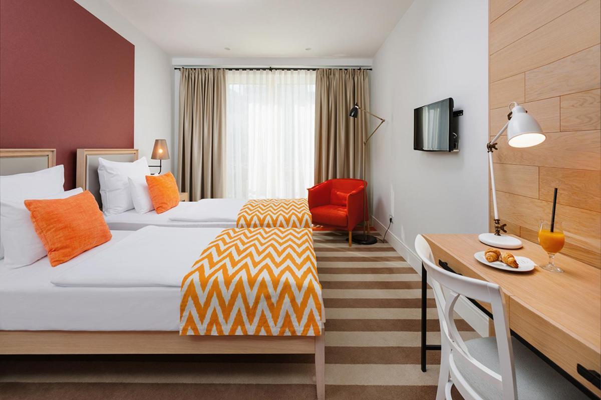 Amalie Bed And Breakfast & Apartments Odense Ngoại thất bức ảnh