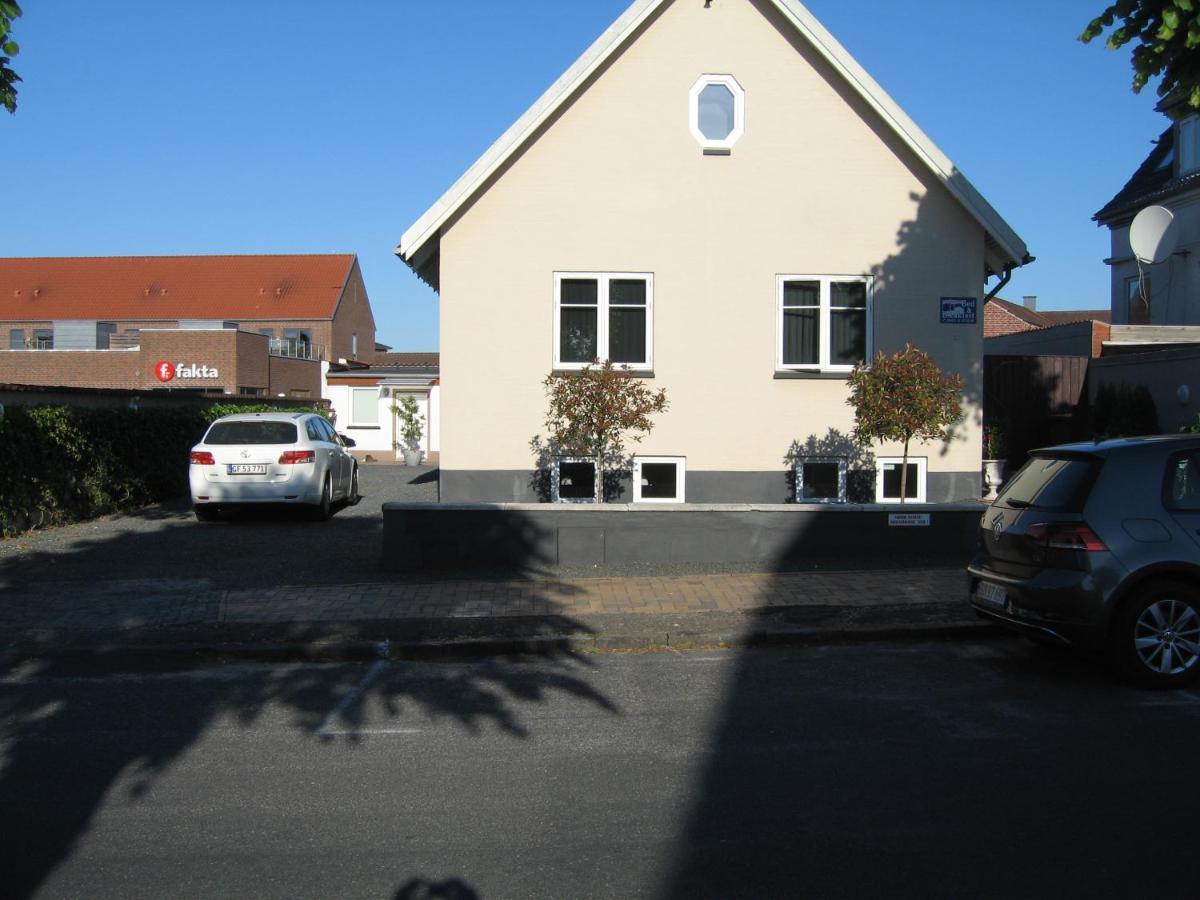 Amalie Bed And Breakfast & Apartments Odense Ngoại thất bức ảnh