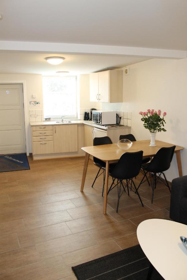 Amalie Bed And Breakfast & Apartments Odense Ngoại thất bức ảnh