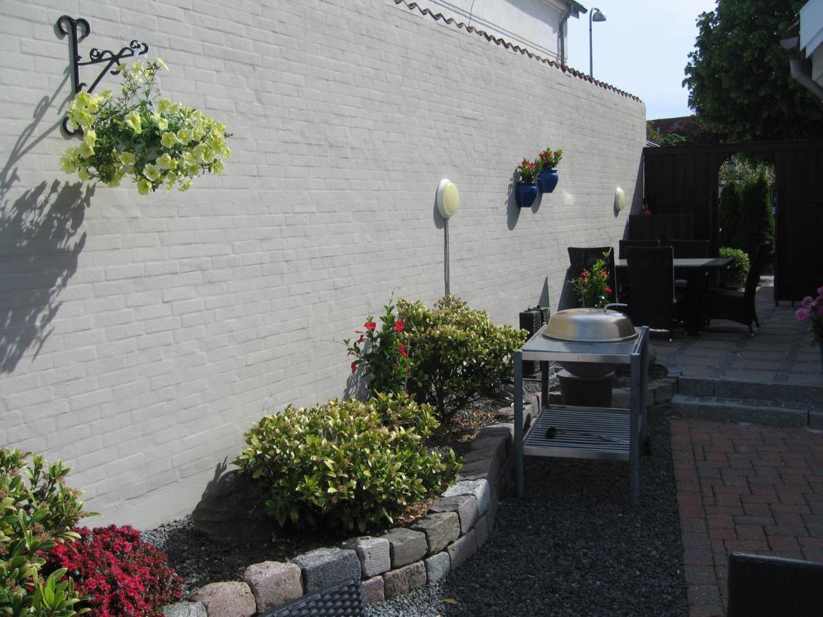Amalie Bed And Breakfast & Apartments Odense Ngoại thất bức ảnh