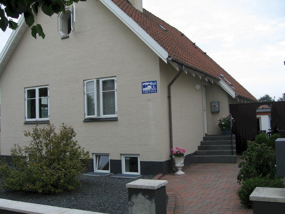 Amalie Bed And Breakfast & Apartments Odense Ngoại thất bức ảnh