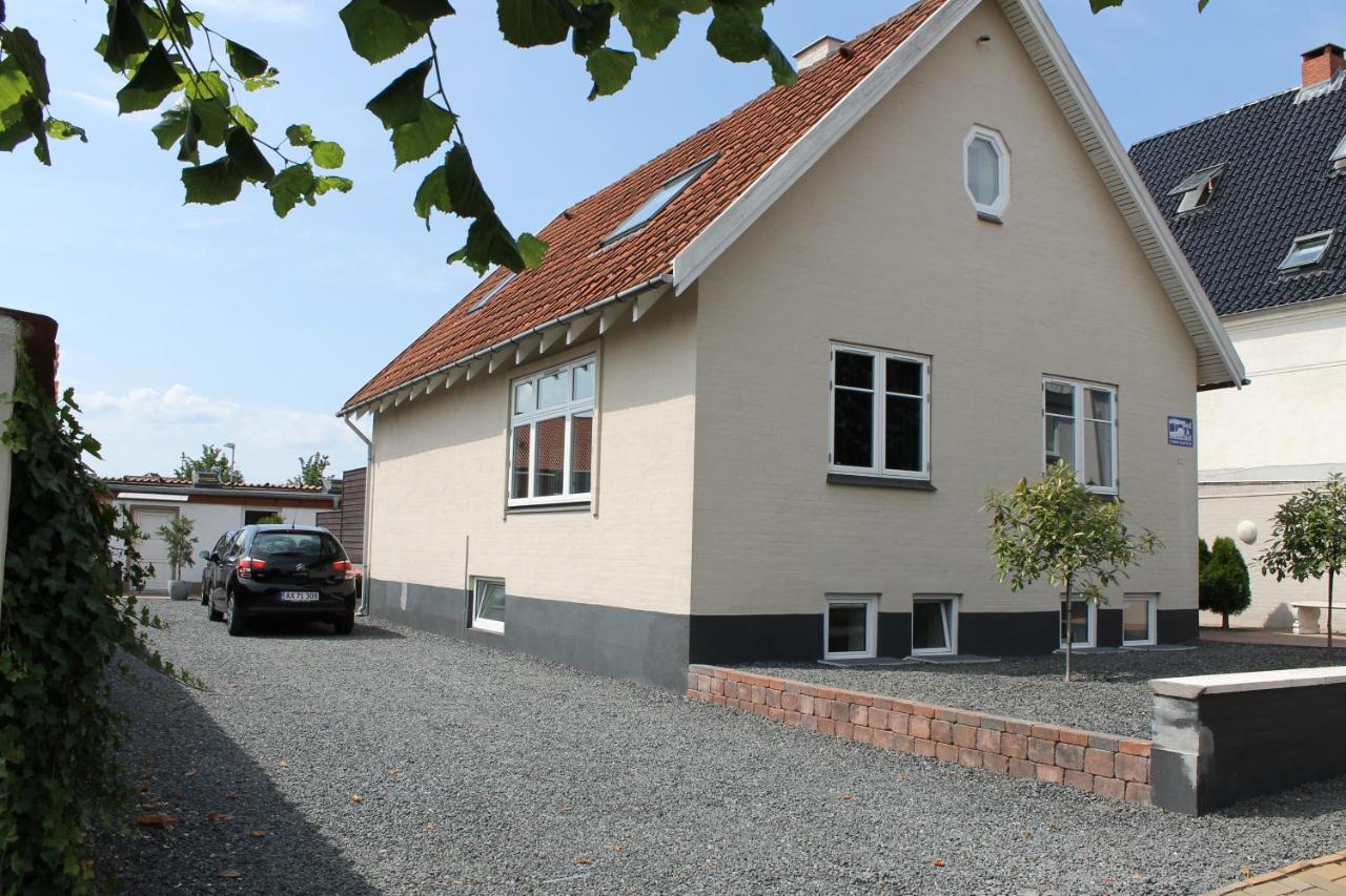 Amalie Bed And Breakfast & Apartments Odense Ngoại thất bức ảnh